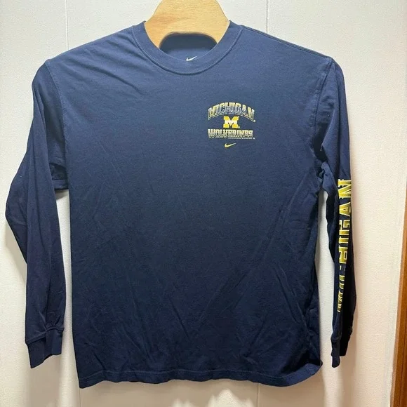 Nike Michigan Wolverines Mens Size Large Navy Blue Long Sleeve Graphic Shirt - Picture 1 of 7